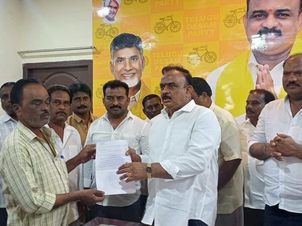 ‘మౌలిక సదుపాయాల కల్పనకు ప్రాధాన్యం’