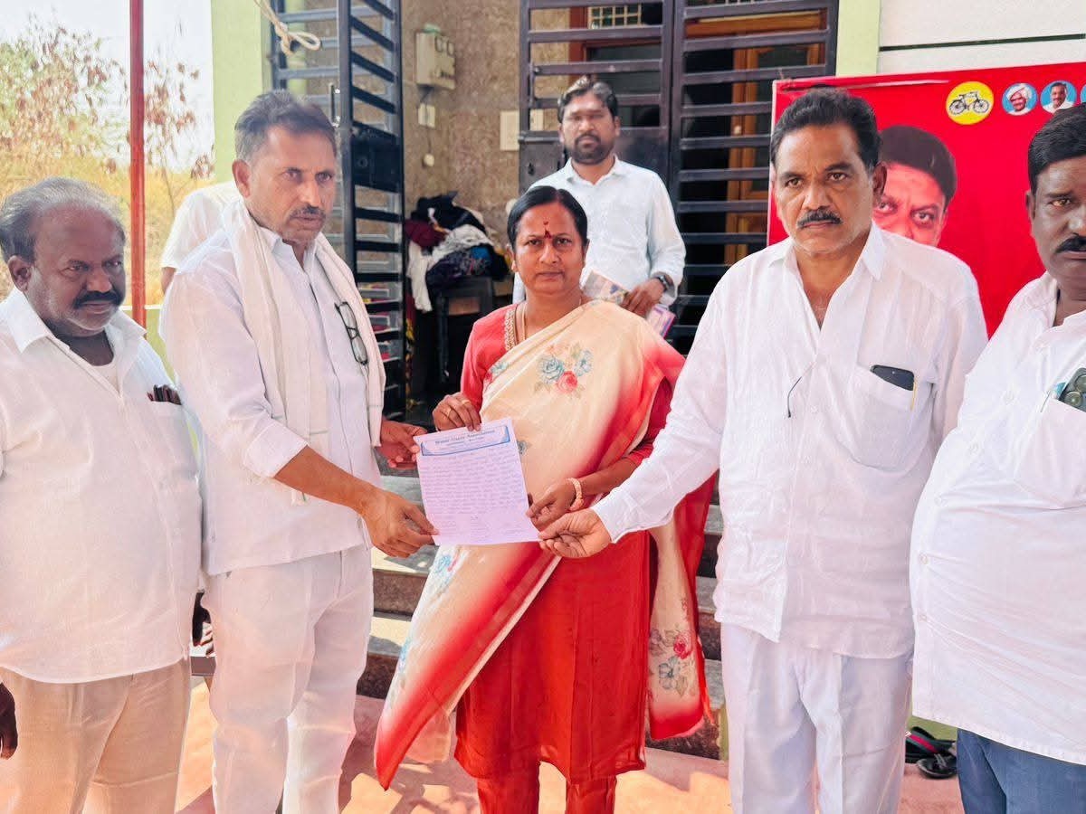 ‘సమస్యల పరిష్కారం కోసం కృషి చేస్తాం’