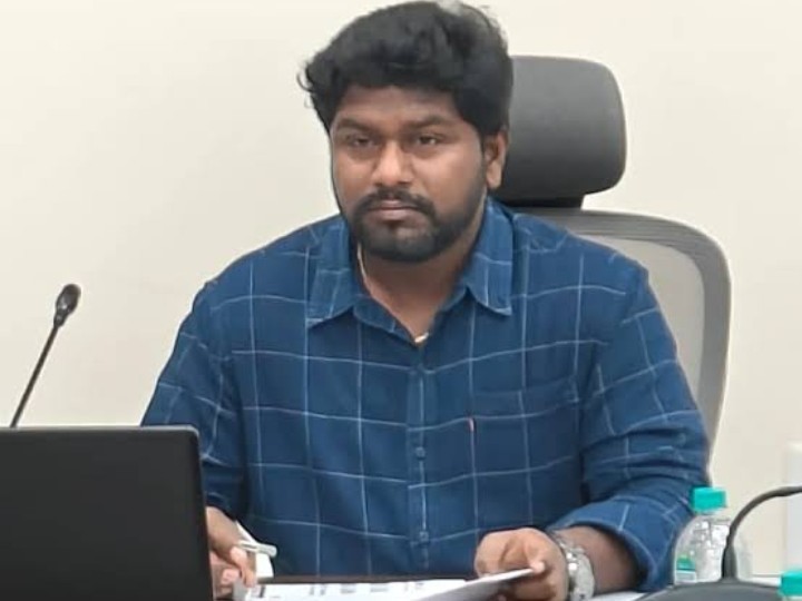 పెండింగ్ ఫైళ్లు వెంటనే పరిష్కరించాలి: కమిషనర్