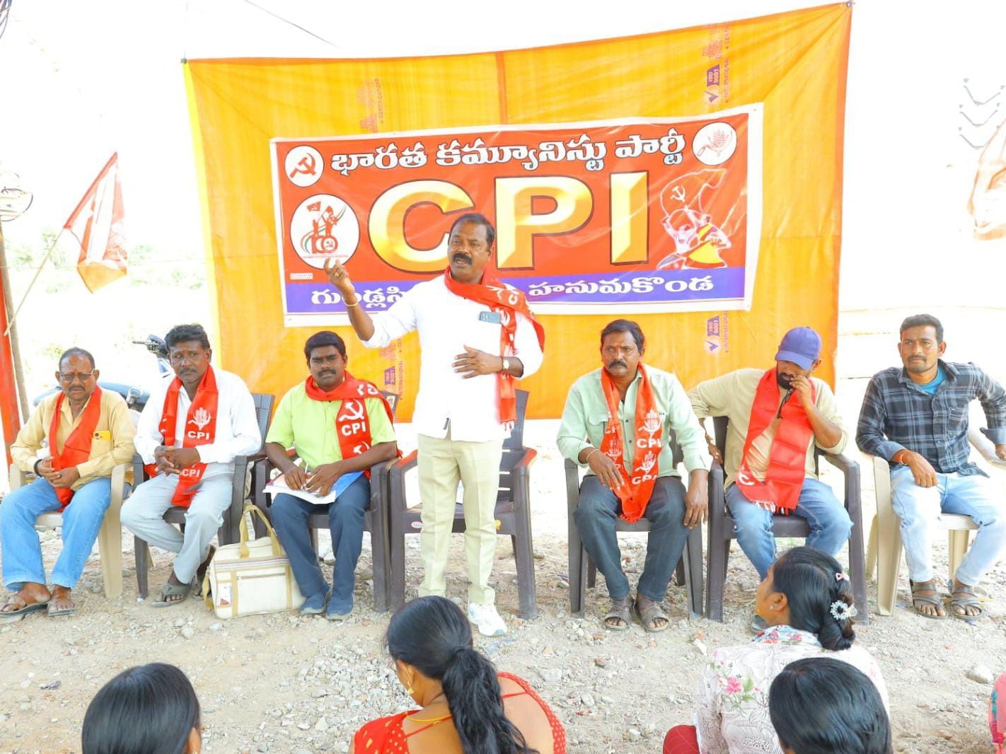 ‘ధరలను అదుపు చేయడంలో కేంద్రం విఫలం’