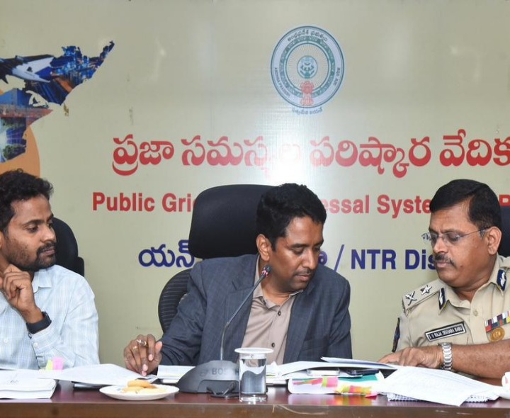 జిల్లాలో 123 బ్లాక్ స్పాట్లపై ప్రత్యేక దృష్టి: జిల్లా కలెక్టర్