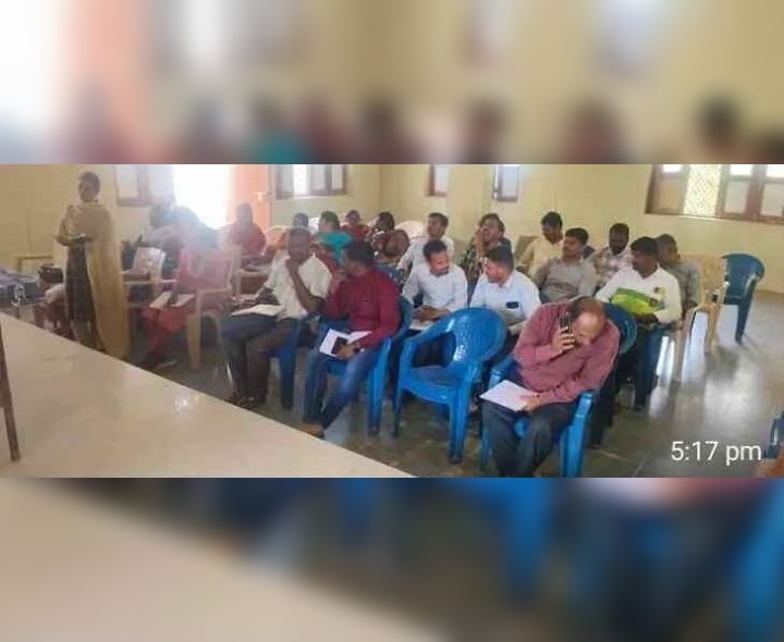 ఇందిరమ్మ ఇండ్ల నిర్మాణాలను వేగవంతం చేయాలి’