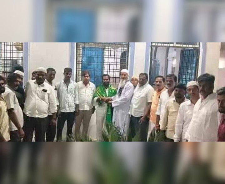 వెన్నచేడ్‌లో ఘనంగా ఇఫ్తార్ విందు