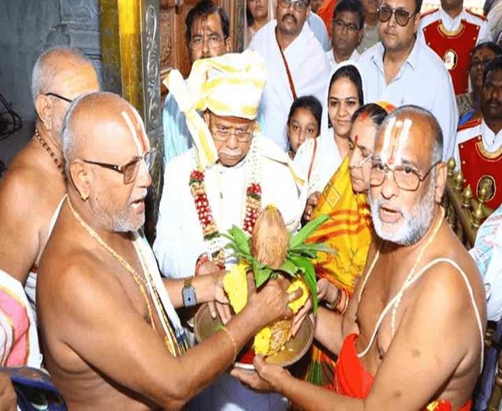 శ్రీశైలం మల్లన్న సేవలో తెలంగాణ గవర్నర్