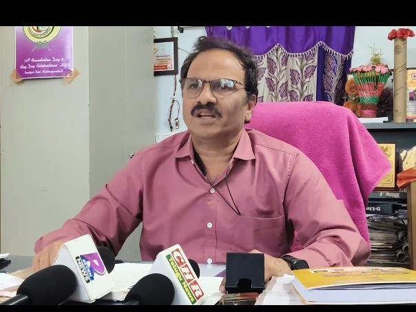 టెన్త్ పరీక్షలకు ఏర్పాట్లు పూర్తి: డీఈవో