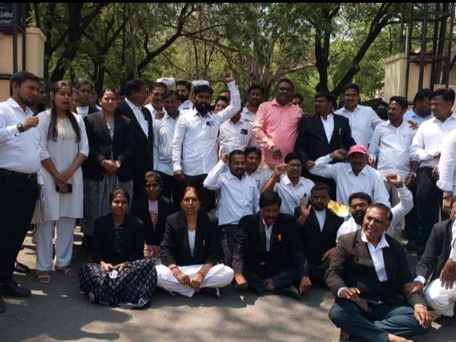 ఆదిలాబాద్‌లో న్యాయవాదుల నిరసన