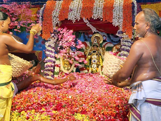 రేపు కళ్యాణ వెంకన్నకు పుష్పయాగం