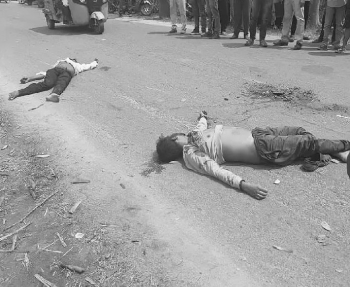 ఘోర రోడ్డు ప్రమాదం.. ఇద్దరి మృతి