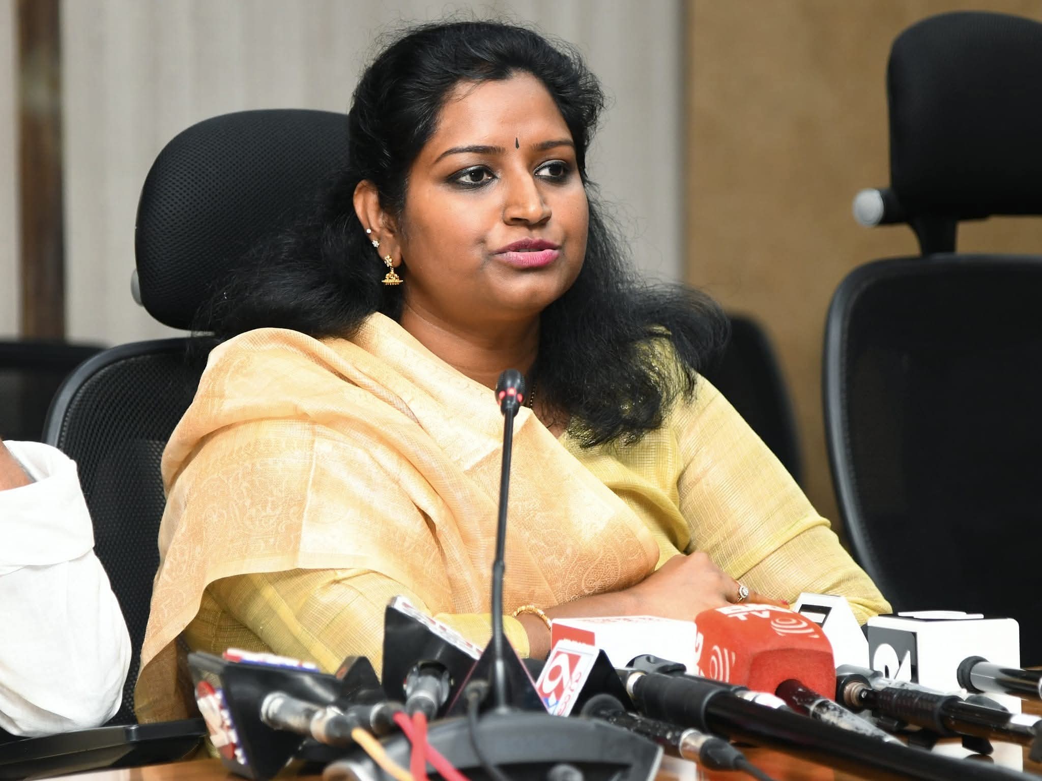 MP కావ్య వినతికి కేంద్రం స్పందన