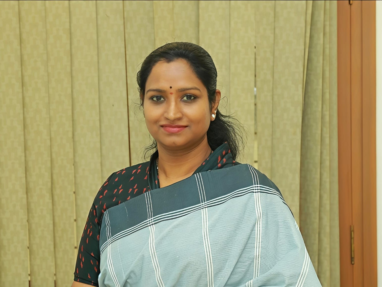 ‘రైల్వే రేక్స్’ను సమృద్ధిగా కేటాయించాలి: ఎంపీ