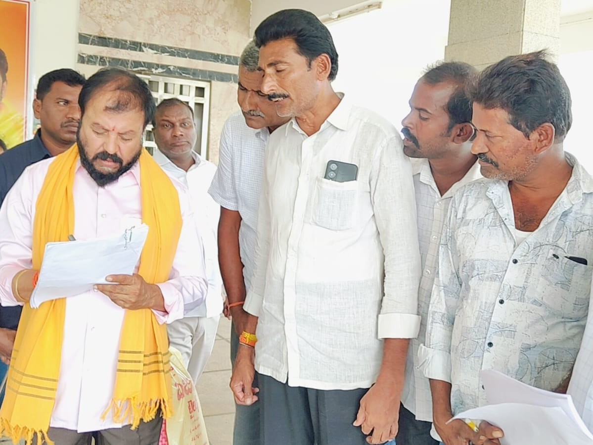 ఎమ్మెల్యే బృహత్తర ప్రణాళిక సిద్ధం