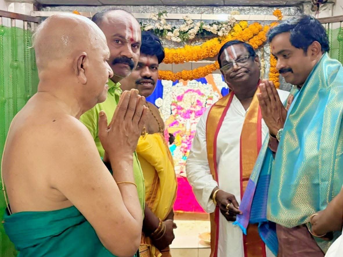 వేణుగోపాలస్వామి బ్రహ్మోత్సవాల్లో పాల్గొన్న గంట రవి