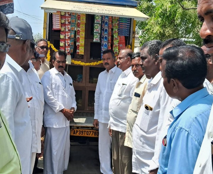 ఫిరంగిపురంలో స్వచ్ఛ రథాన్ని ప్రారంభించిన ఎమ్మెల్యే