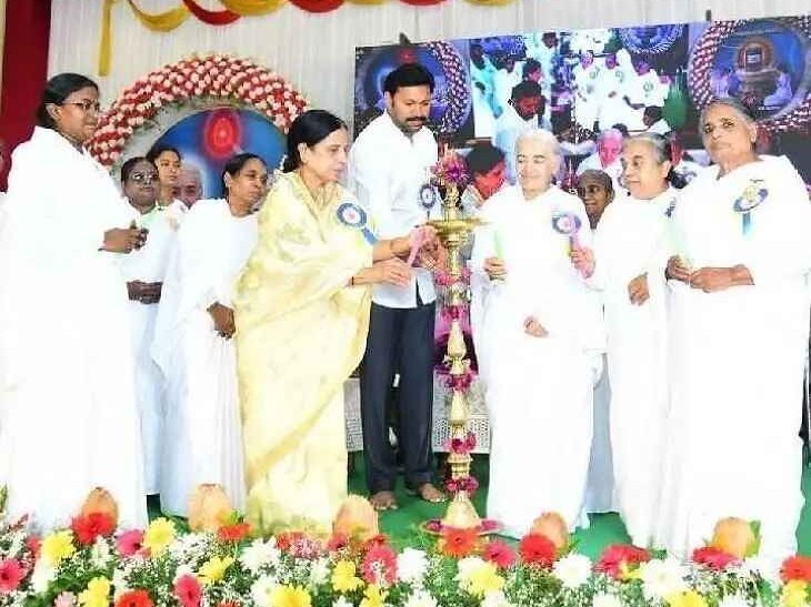 విశ్వశాంతి భవన్ ప్రారంభోత్సవంలో పాల్గొన్న ఎంపీ