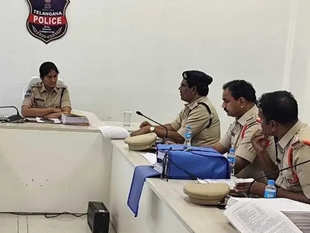 మిల్లర్లు ప్రభుత్వ నిబంధనలు పాటించాలి: ఎస్పీ