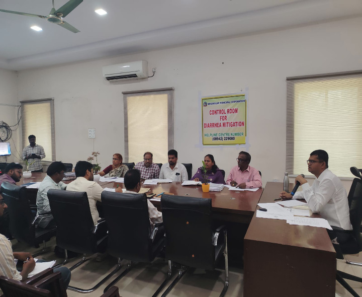 విధుల నిర్వహణలో నిర్లక్ష్యం చేయకూడదు:  కలెక్టర్