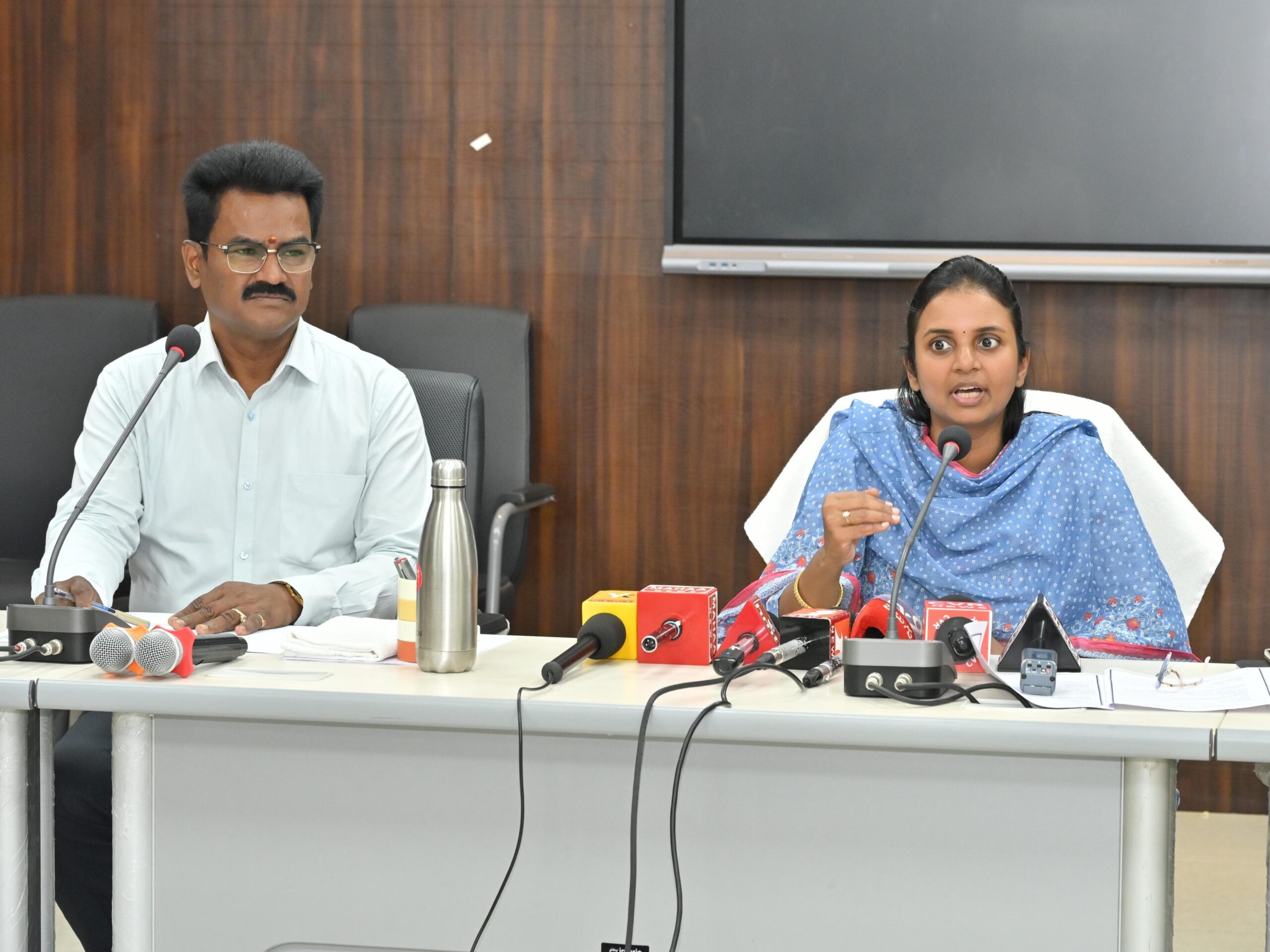 ‘పరీక్షలకు హాజరవుతున్న విద్యార్థులకు ఆల్ ద బెస్ట్’