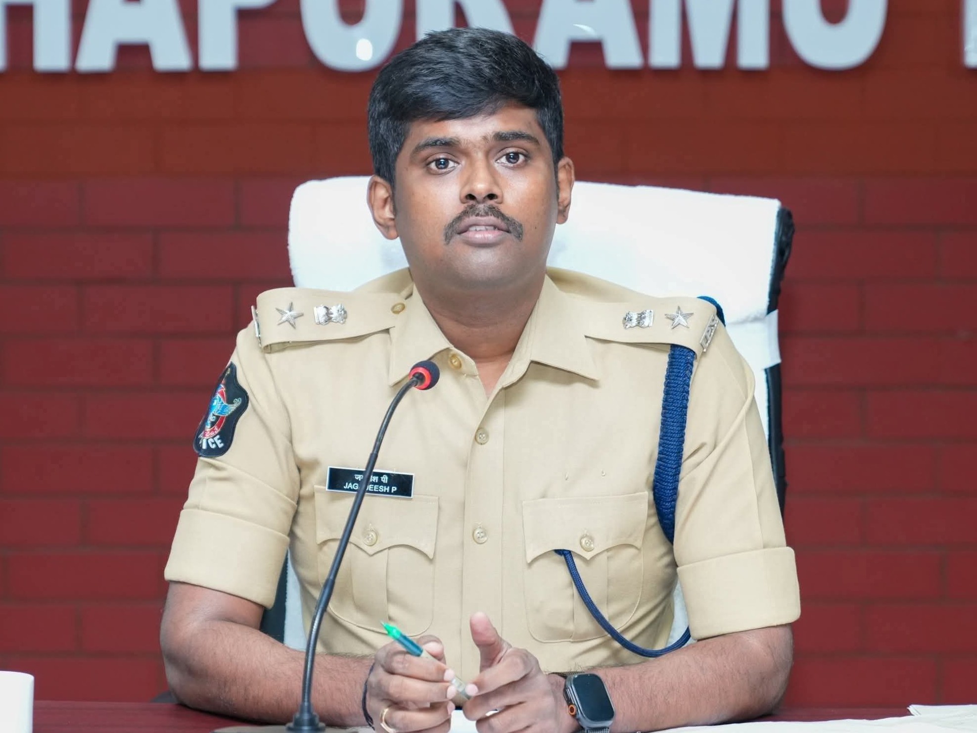 పదవ తరగతి పరీక్షలకు పటిష్ట పోలీసు బందోబస్తు: ఎస్పీ