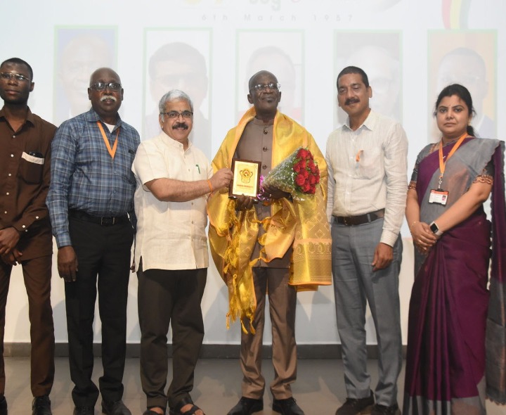 ఏయూకు ప్ర‌పంచ స్థాయి ఖ్యాతి