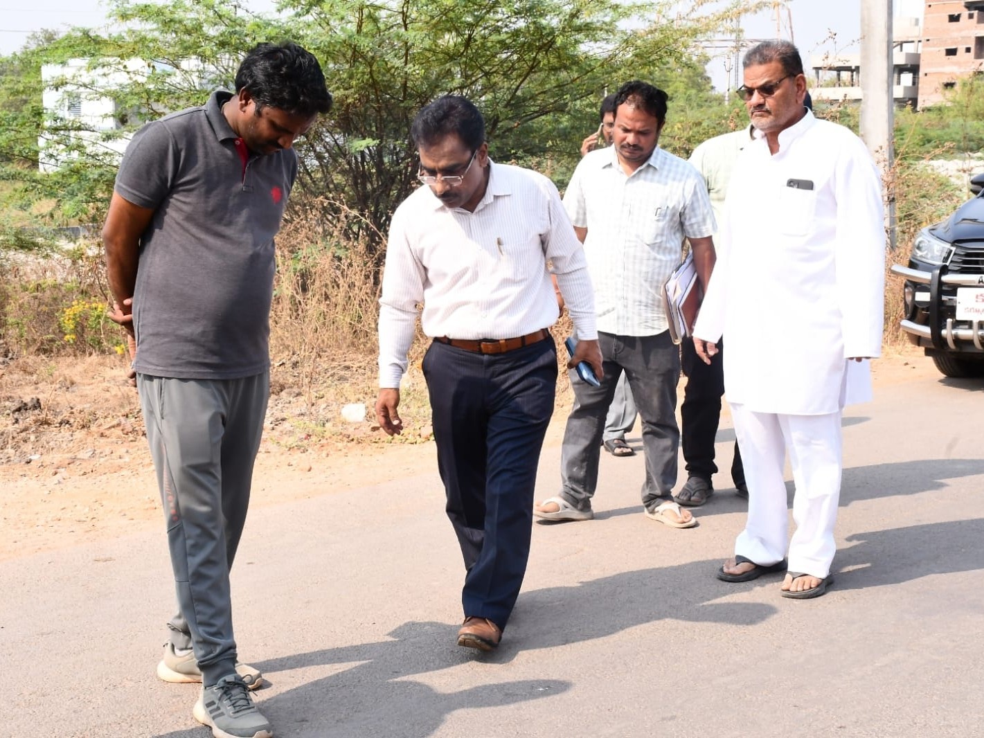 ‘నాణ్యత ప్రమాణాలు తప్పనిసరిగా పాటించాలి’