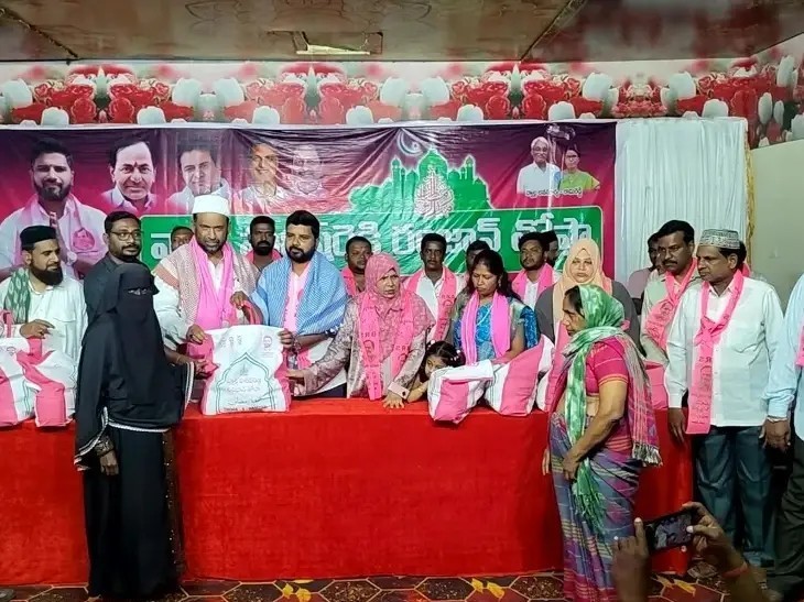 నిరుపేద కుటుంబాలకు తోపా పంపిణీ