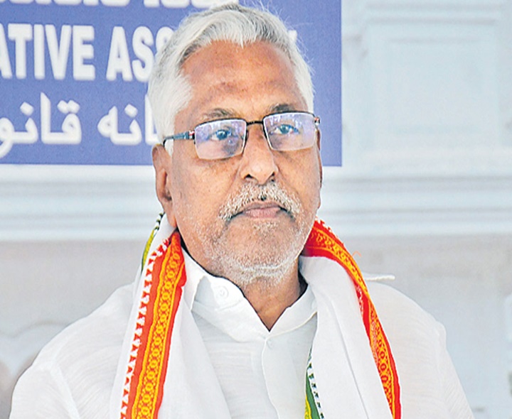 పార్టీ వీడడంపై జీవన్ రెడ్డి క్లారిటీ