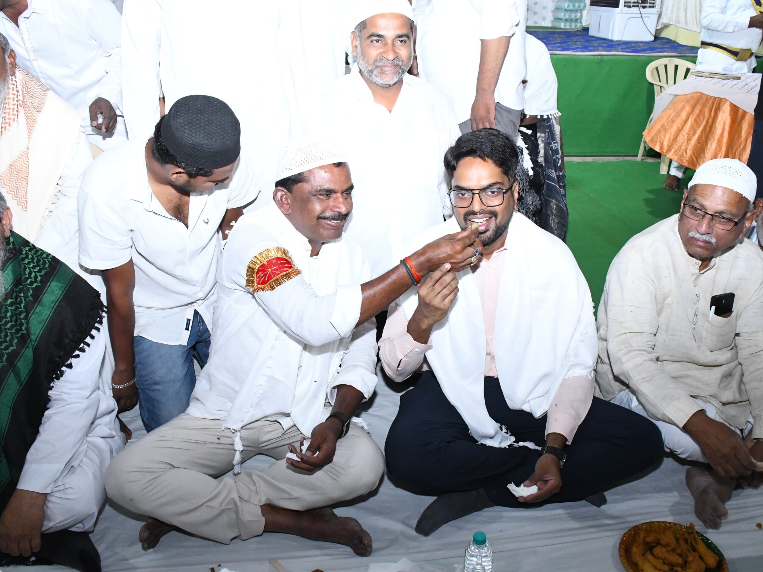 ‘ప్రభుత్వం తరఫున ఇఫ్తార్ విందు ఏర్పాటు’