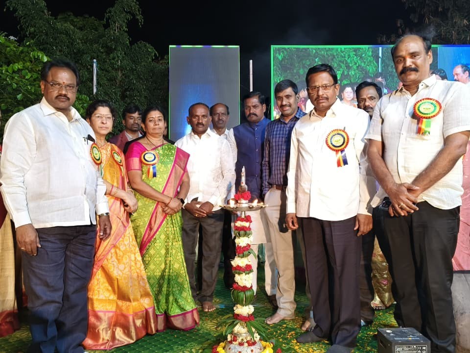 ‘లక్ష్యసాధనకు చిన్నప్పటినుంచే కృషి చేయాలి’