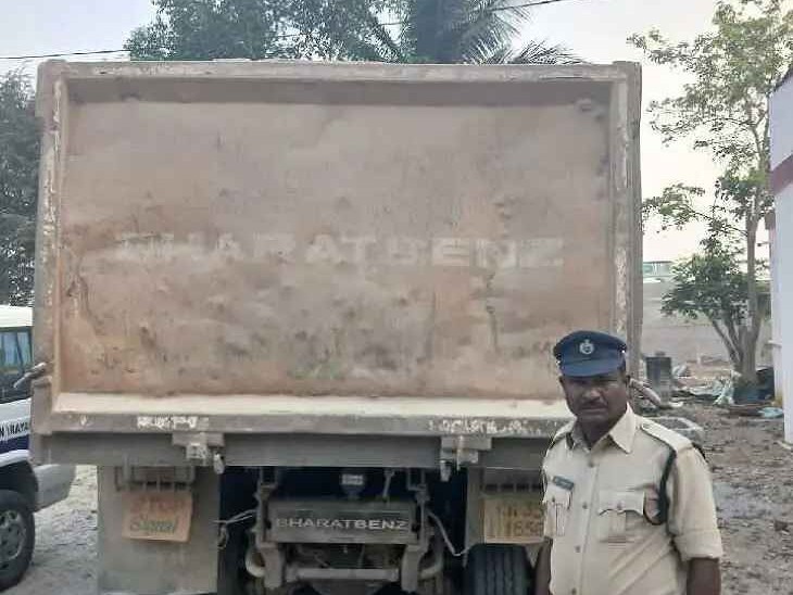 ఇసుక అక్రమంగా తరలింపు.. కేసు నమోదు