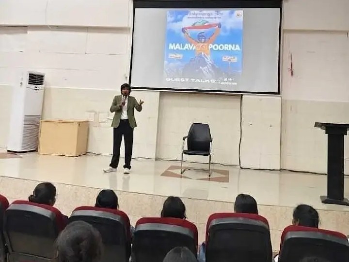 బాసర IIIT విద్యార్థుల్లో స్ఫూర్తి నింపిన మాలవత్ పూర్ణ