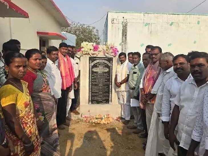 మహిళా సాధికారతకు బాటలు..!