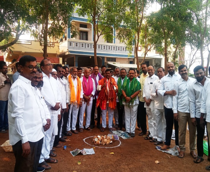 జంట కాలనీలలో ఆహ్లాదకరమైన పార్కుల ఏర్పాటు: ఎమ్మెల్యే