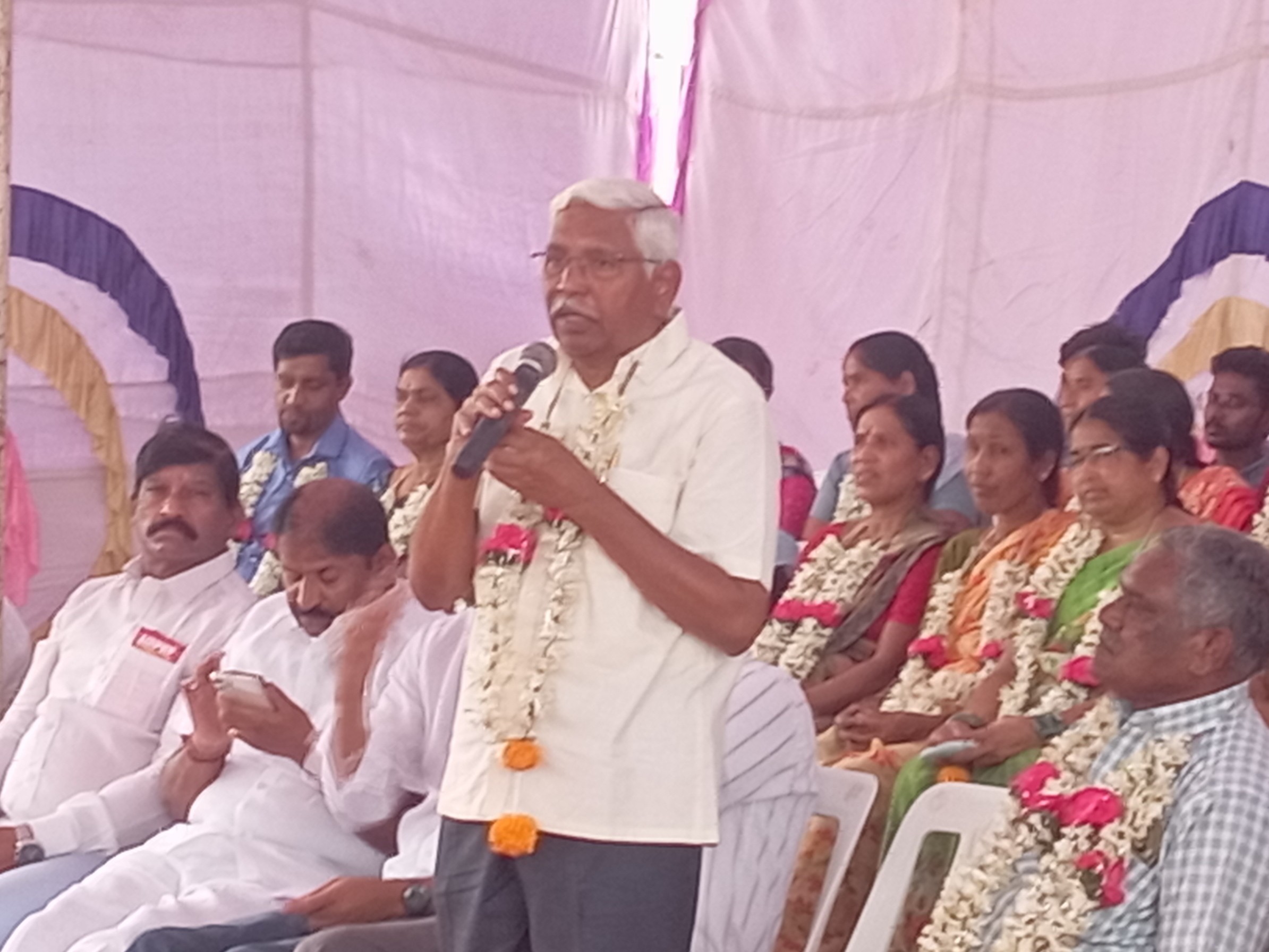 రైల్వే కోచ్ ఫ్యాక్టరీ ఎదుట మహా దీక్ష ప్రారంభం