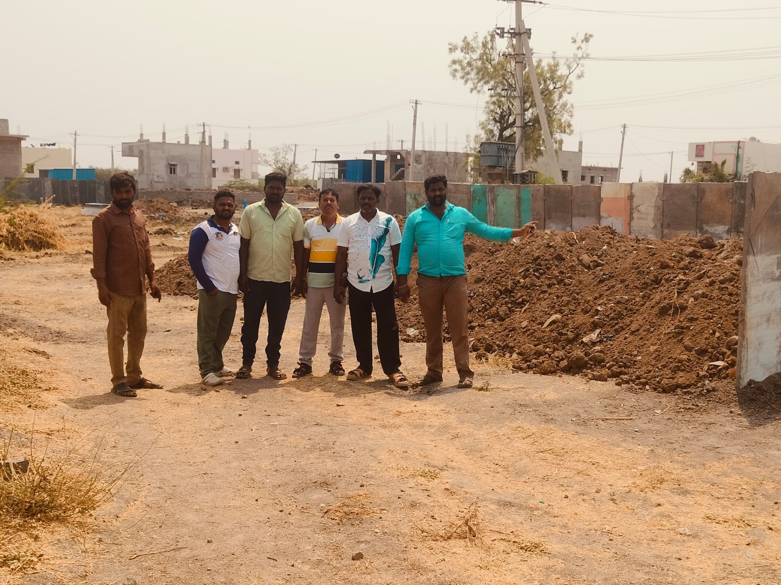 ‘పేదల స్థలాలను ఆక్రమించడం సరికాదు’