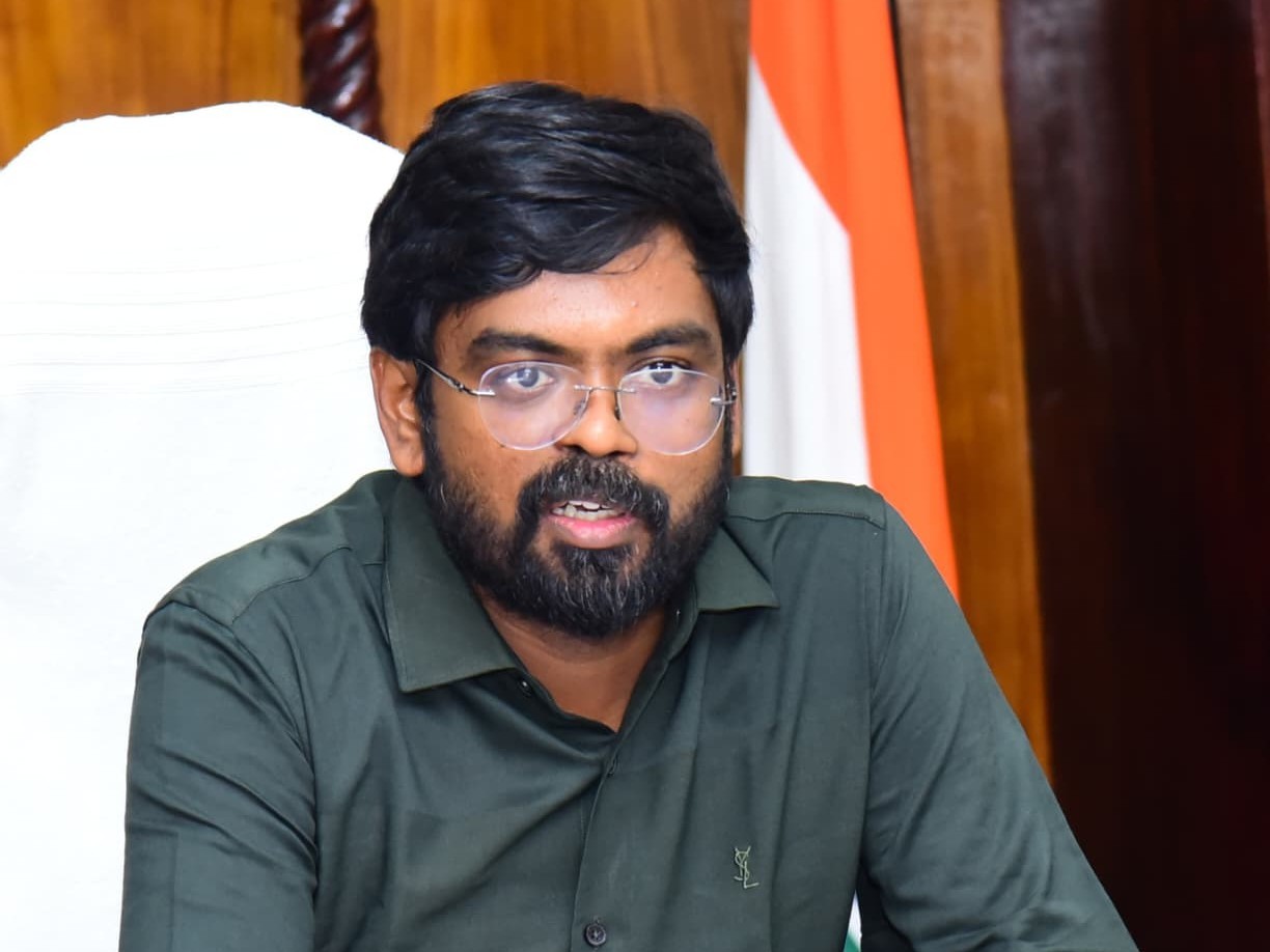 రేపు ప్రజా సమస్యల పరిష్కార వేదిక: కలెక్టర్