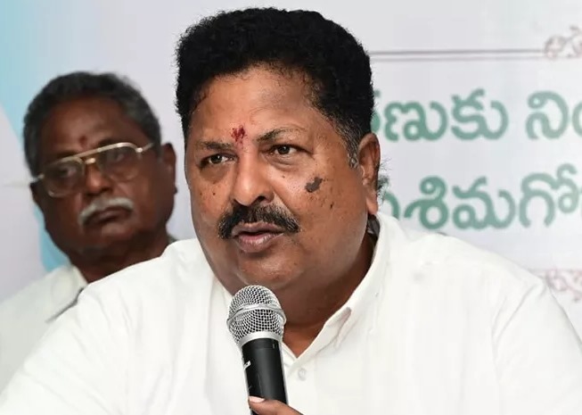 డ్రగ్స్ కేసులో పుట్టా మహేష్ దొరికిపోయారు: కారుమూరి