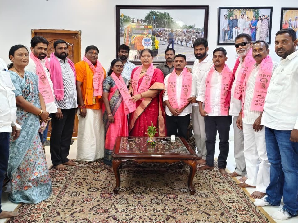 BRSలో చేరిన వార్డ్ సభ్యులు