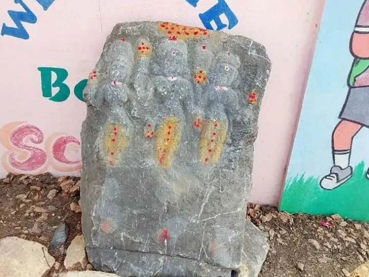 పెదగార్లపాడులో పురాతన విగ్రహం బట్టబయలు