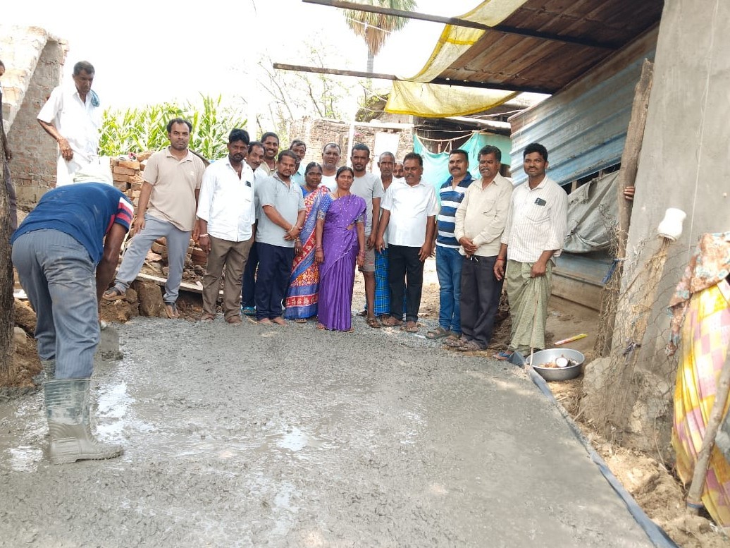 గ్రామాల అభివృద్ధి కాంగ్రెస్ ప్రభుత్వ ధ్యేయం: గోపాల్ నాయక్