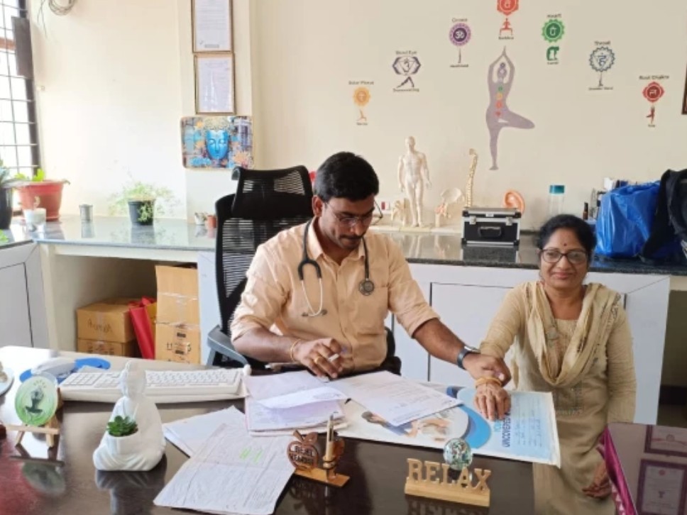 ఆదోనిలో ఉచిత వైద్యశిబిరం