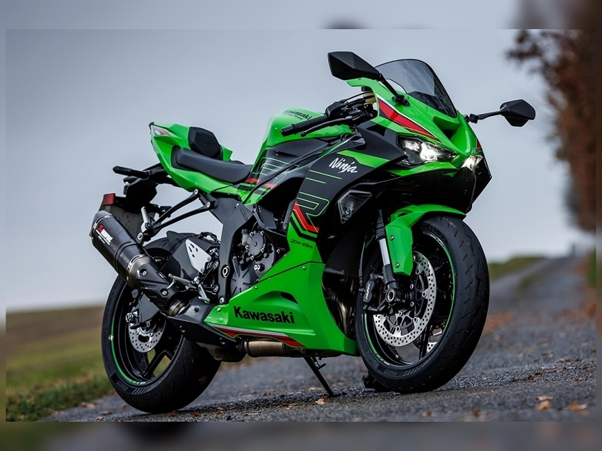 సూపర్ బైక్ ప్రియులకు బంపర్ ఆఫర్