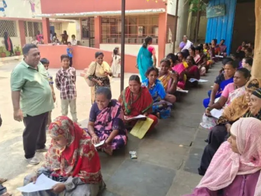 వయోజనులకు అక్షరాంధ్ర ఫైనల్ పరీక్షలు