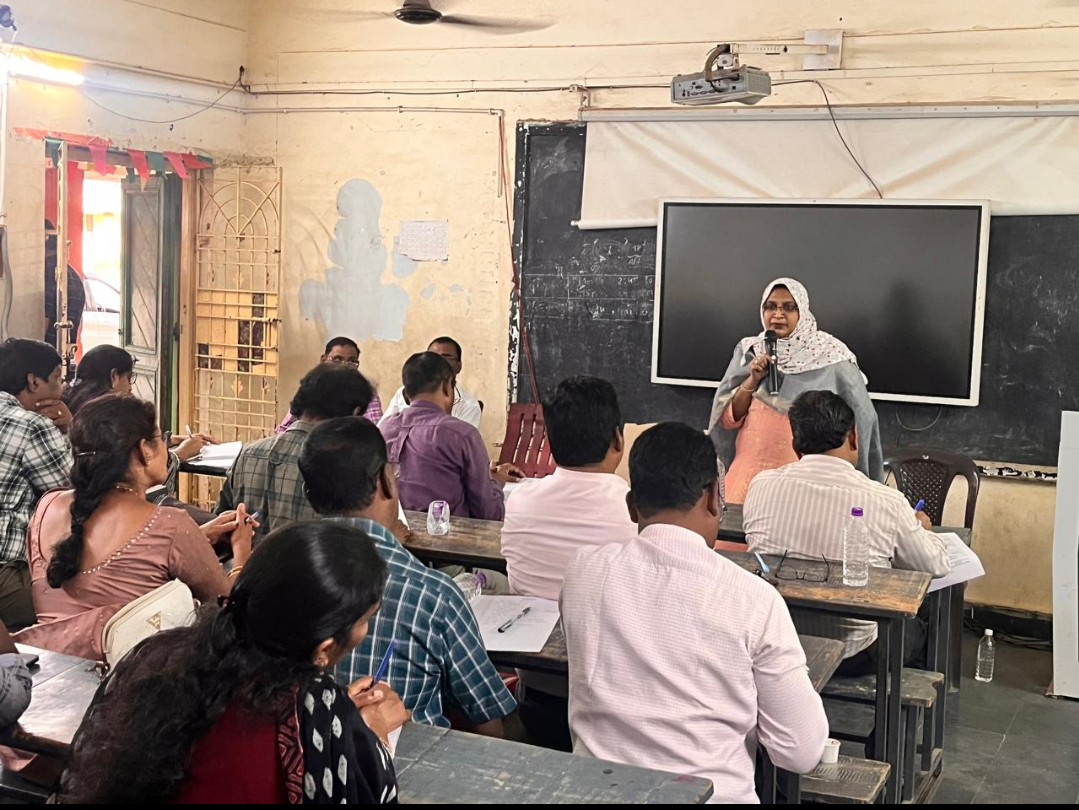 పదోతరగతి ఏర్పాట్లపై సమీక్షించిన పరిశీలకులు