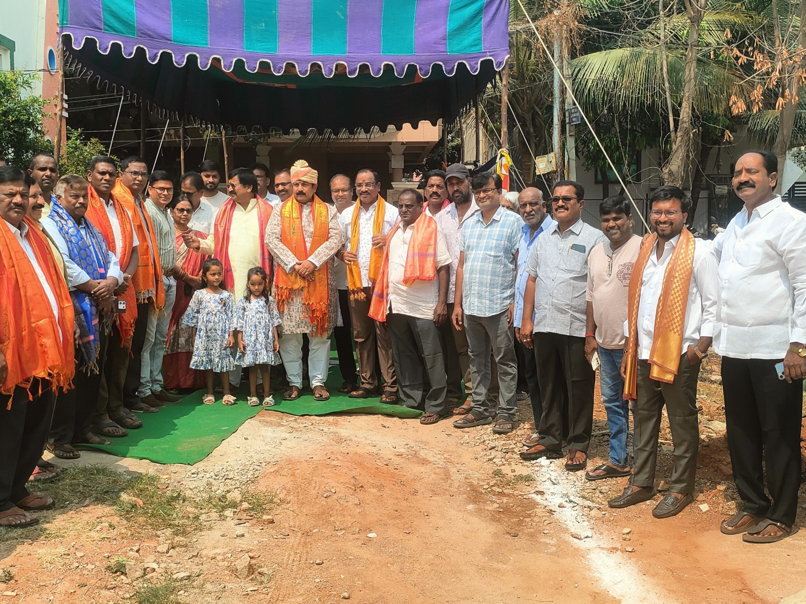 పలు అభివృద్ధి పనులకు శంకుస్థాపన