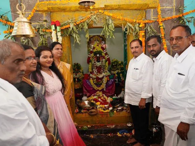 సుంకలమ్మ విగ్రహ ప్రతిష్టలో పాల్గొన్న ఎమ్మెల్యే