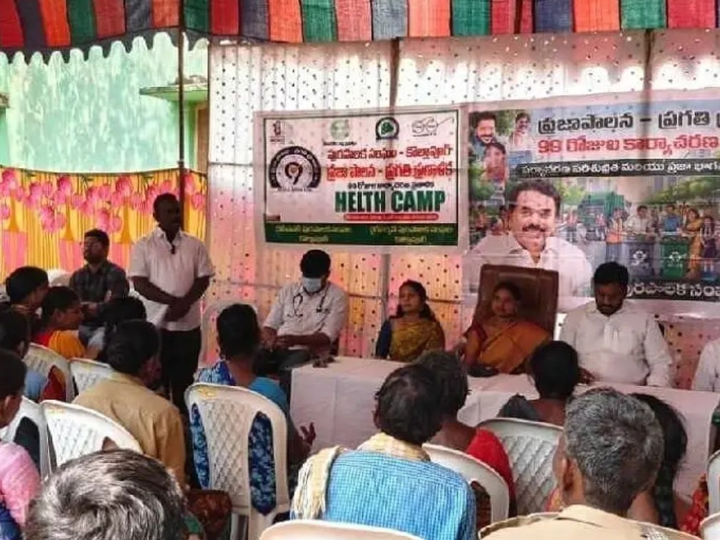 మున్సిపల్ సిబ్బందికి వైద్య శిబిరం