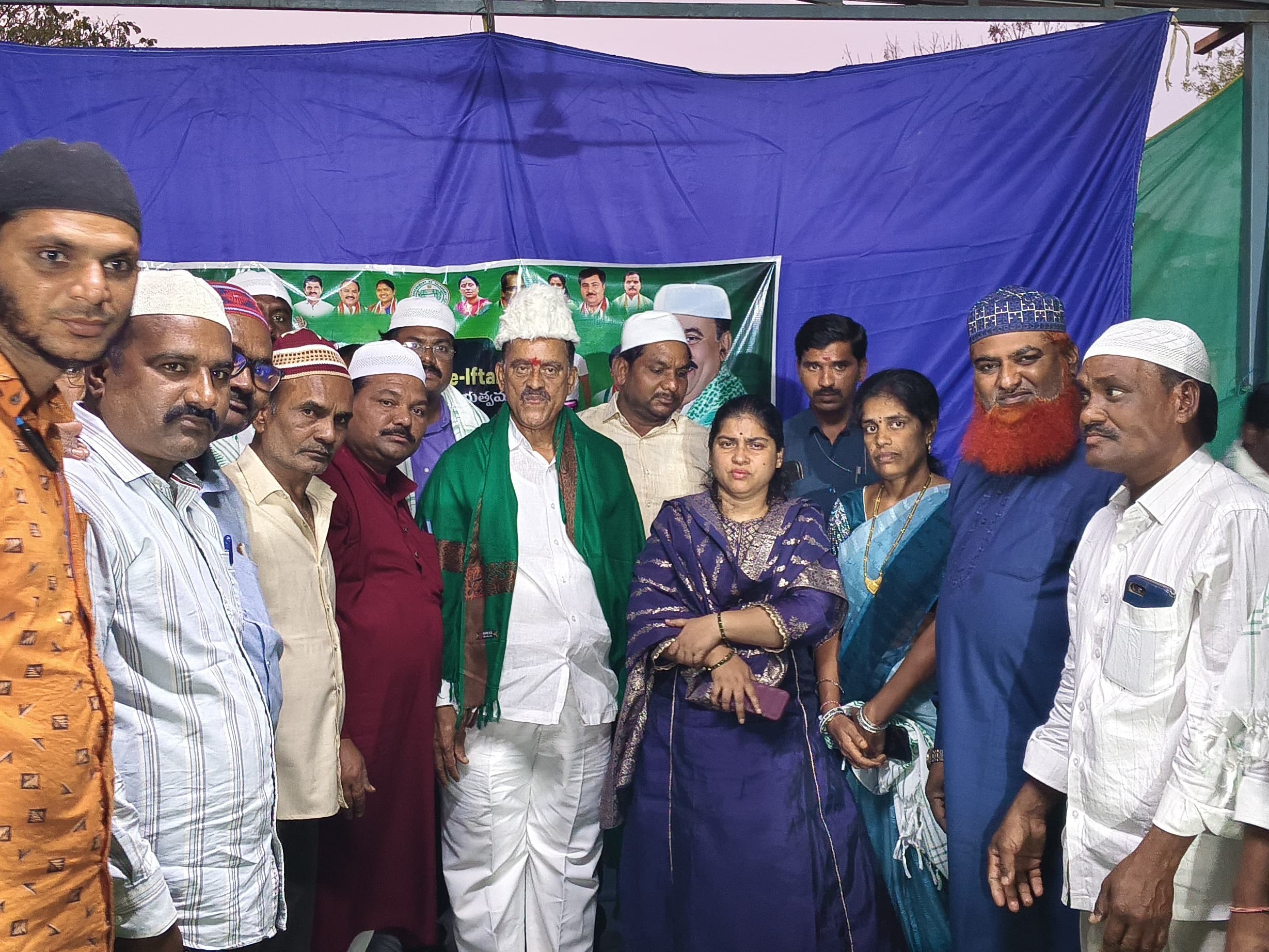 రంజాన్ ఐక్యత, సౌభ్రాతృత్వానికి ప్రతీకగా ఇఫ్తార్: ఎమ్మెల్యే