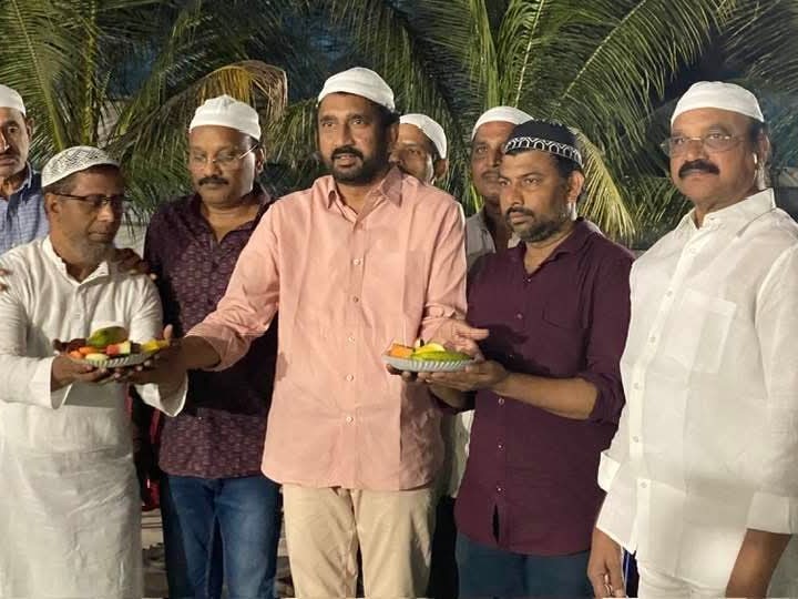 బొమ్ములూరులో ఇఫ్తార్ విందు