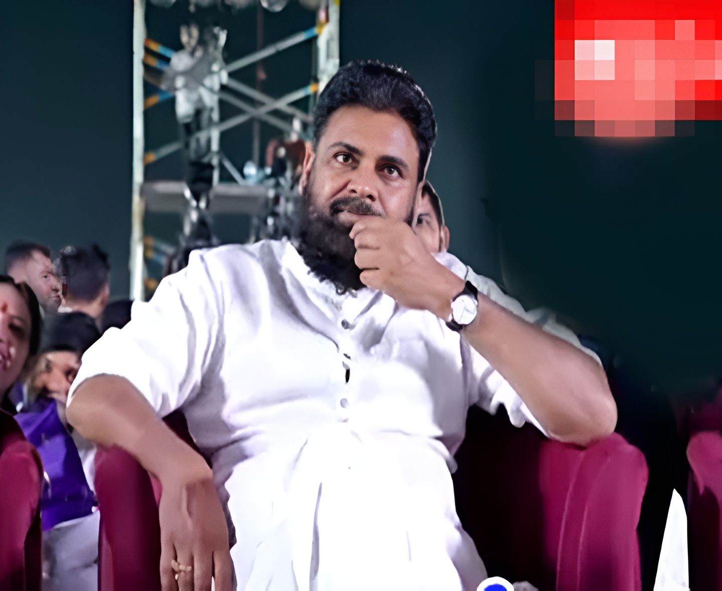 నేను డ్యాన్స్ చేస్తున్నానంటే ఆయనే కారణం: పవన్