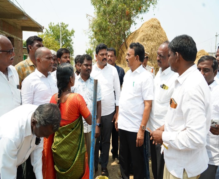 ‘గ్రామాల అభివృద్ధే లక్ష్యంగా ప్రభుత్వం పనిచేస్తోంది’